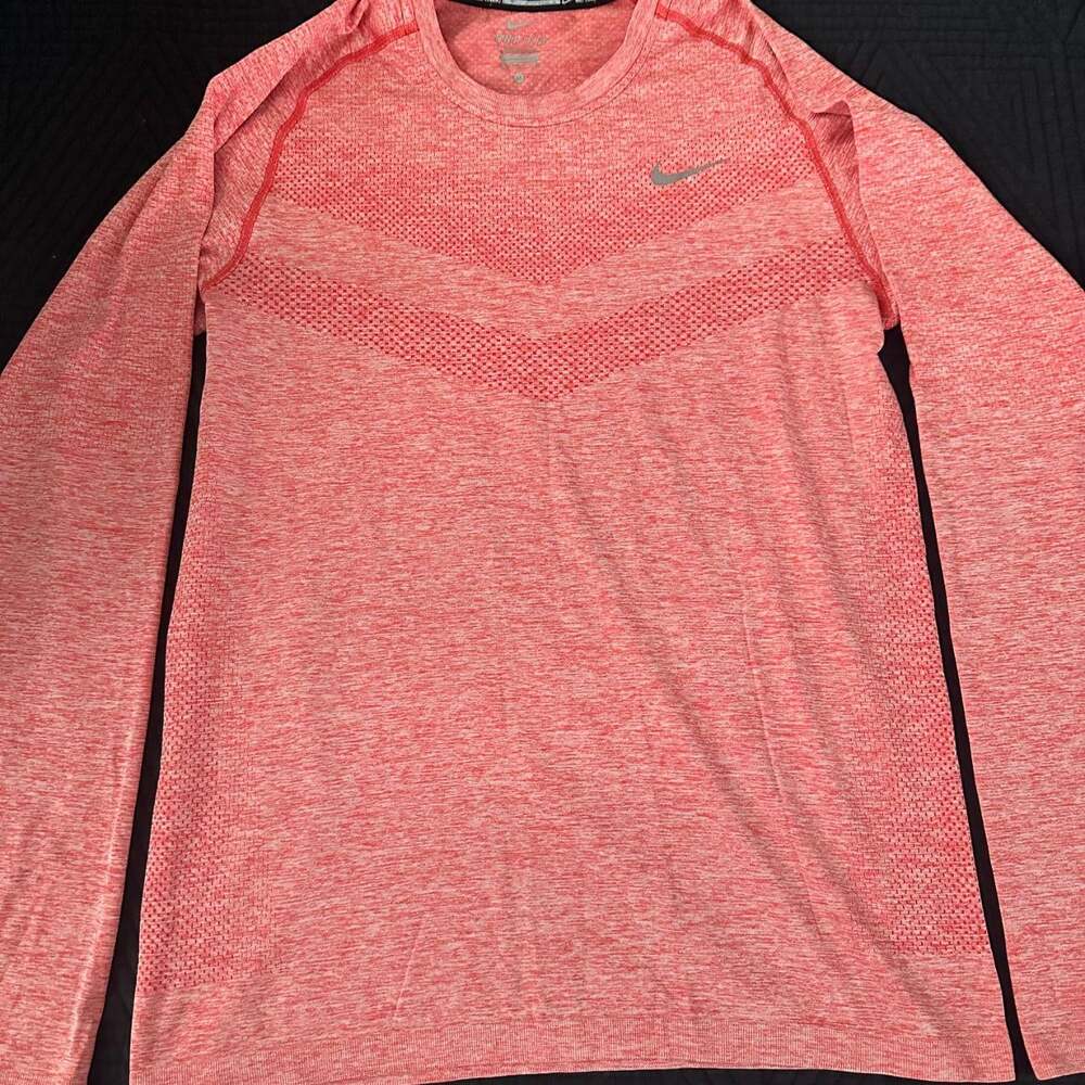 Nike Men's Pink and Red Shirt